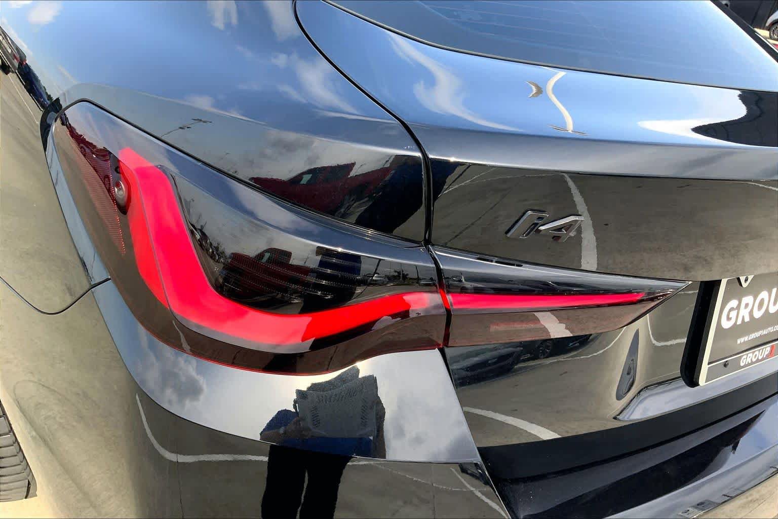 Certified 2025 BMW i4 eDrive40 w/ M Sport Package RWD image 28