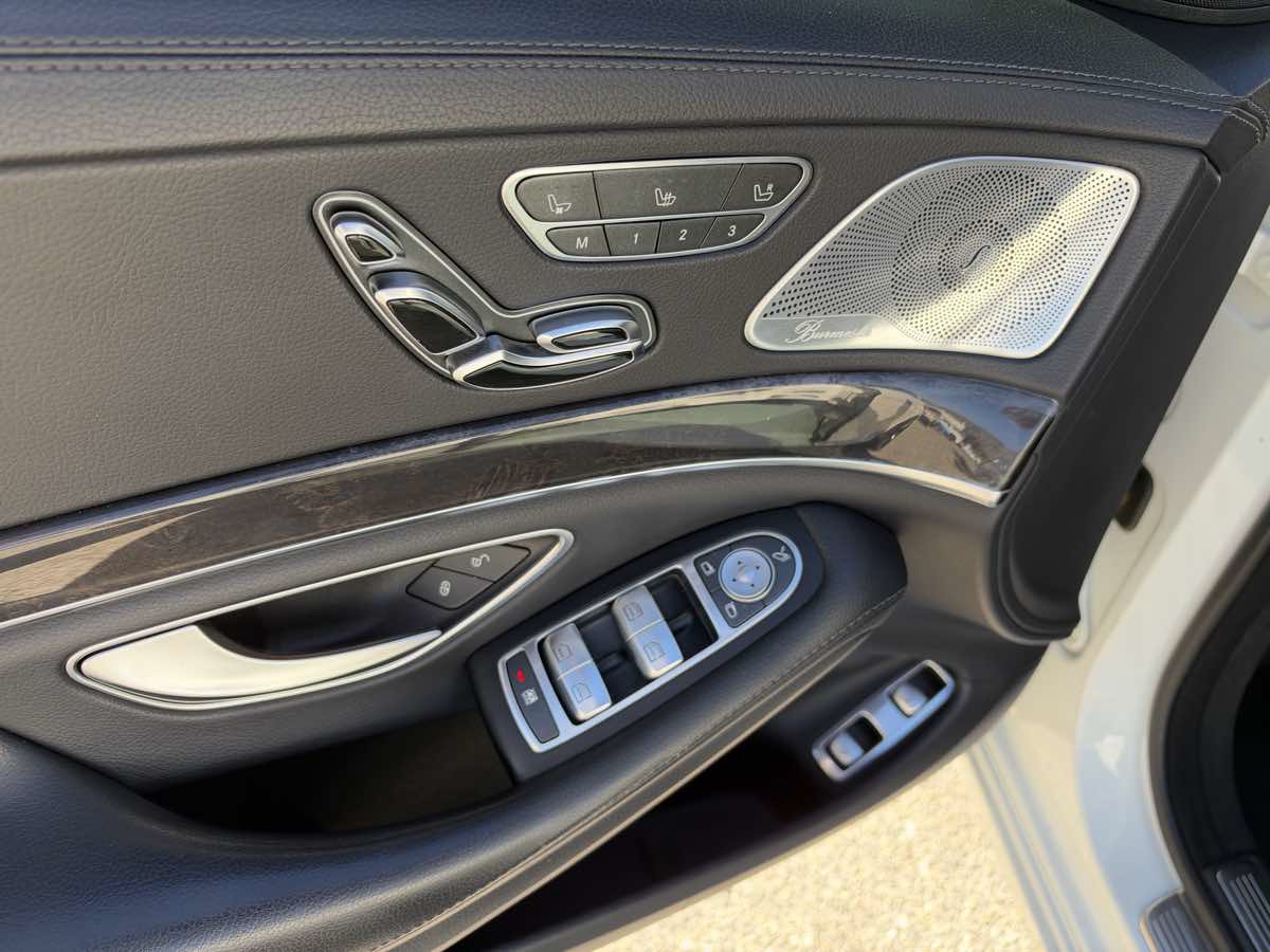 Used 2017 Mercedes-Benz S 550e image 26