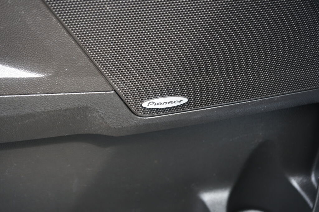 Used 2016 GMC Terrain Denali image 15