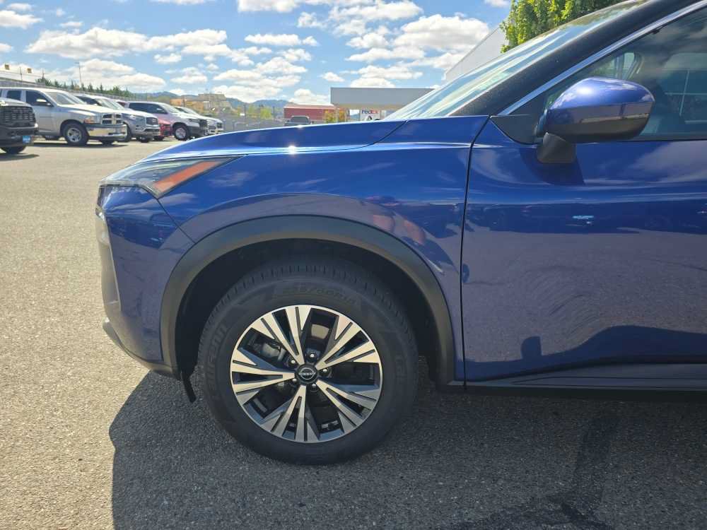 Used 2022 Nissan Rogue SV FWD image 18
