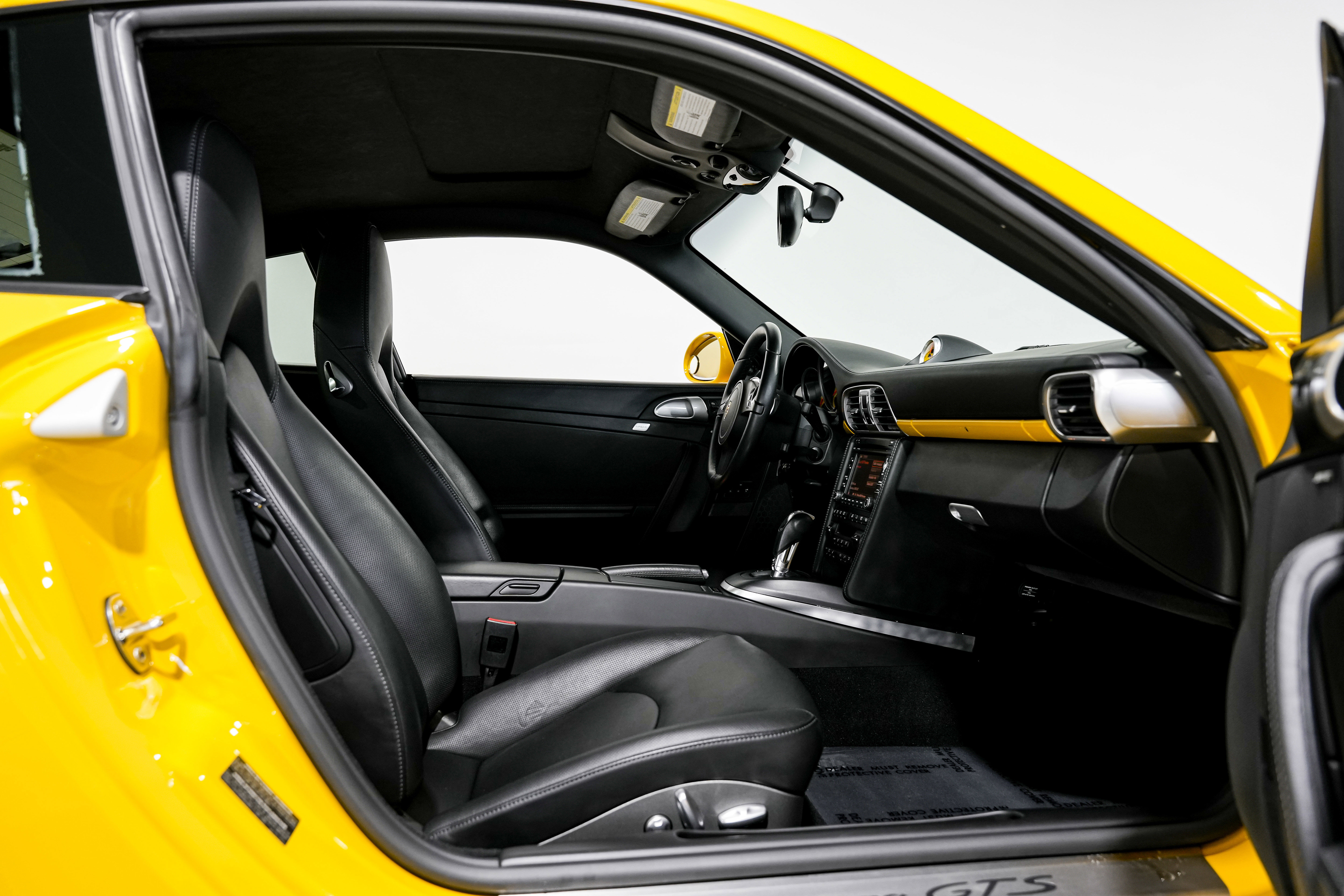 Used 2011 Porsche 911 Carrera GTS image 28