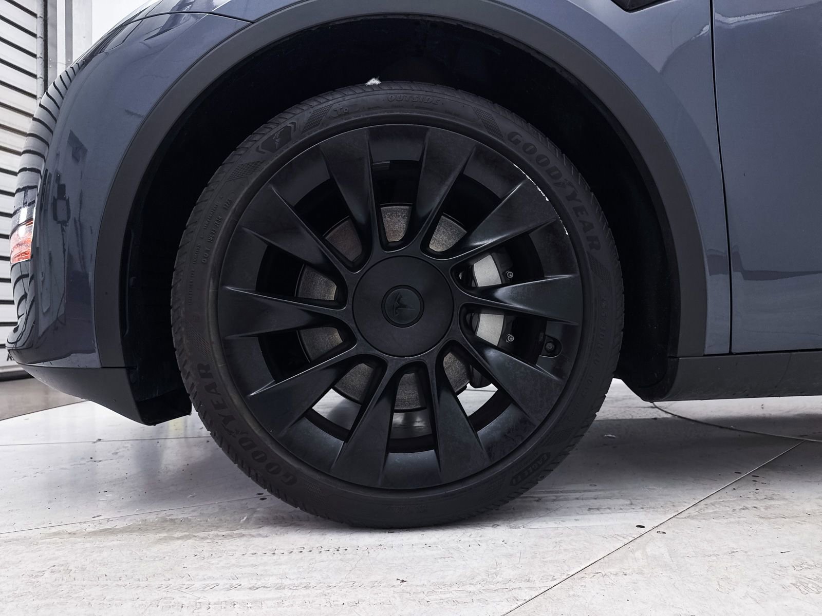 Used 2023 Tesla Model Y Long Range image 15