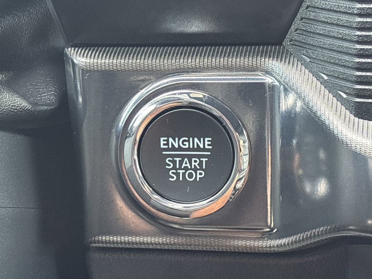 Used 2024 Ford F150 Raptor AWD/4WD image 32