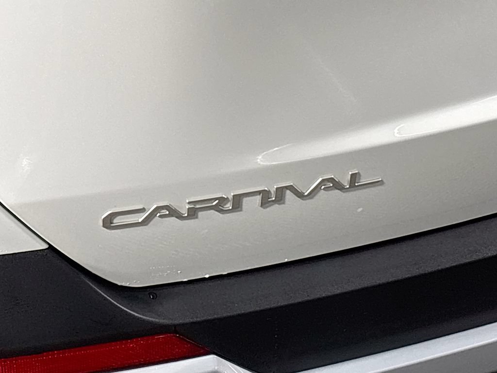 New 2026 Kia Carnival EX FWD image 23