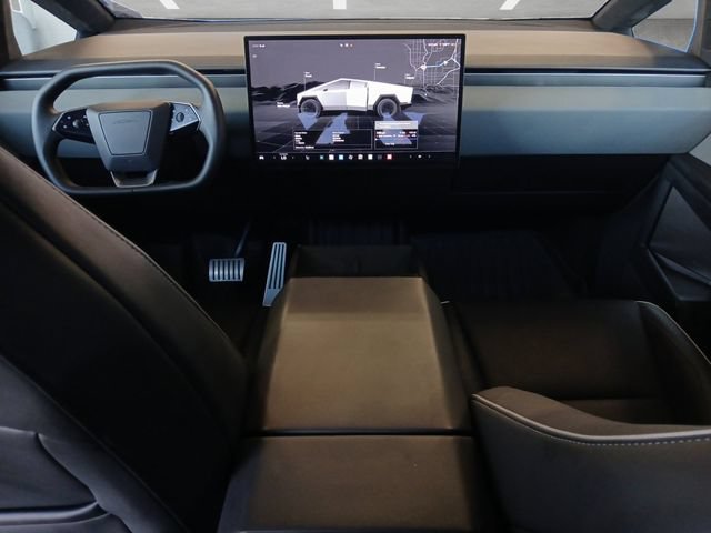 Used 2025 Tesla Cybertruck AWD Crew Cab image 21