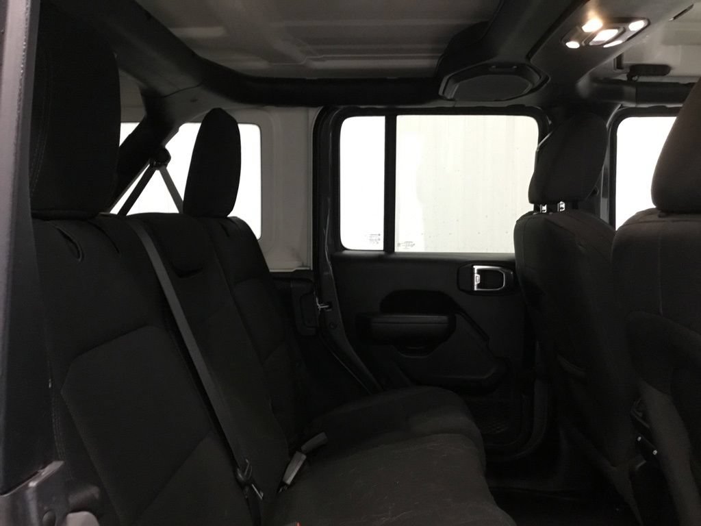 Used 2022 Jeep Wrangler Unlimited Sport AWD/4WD image 21