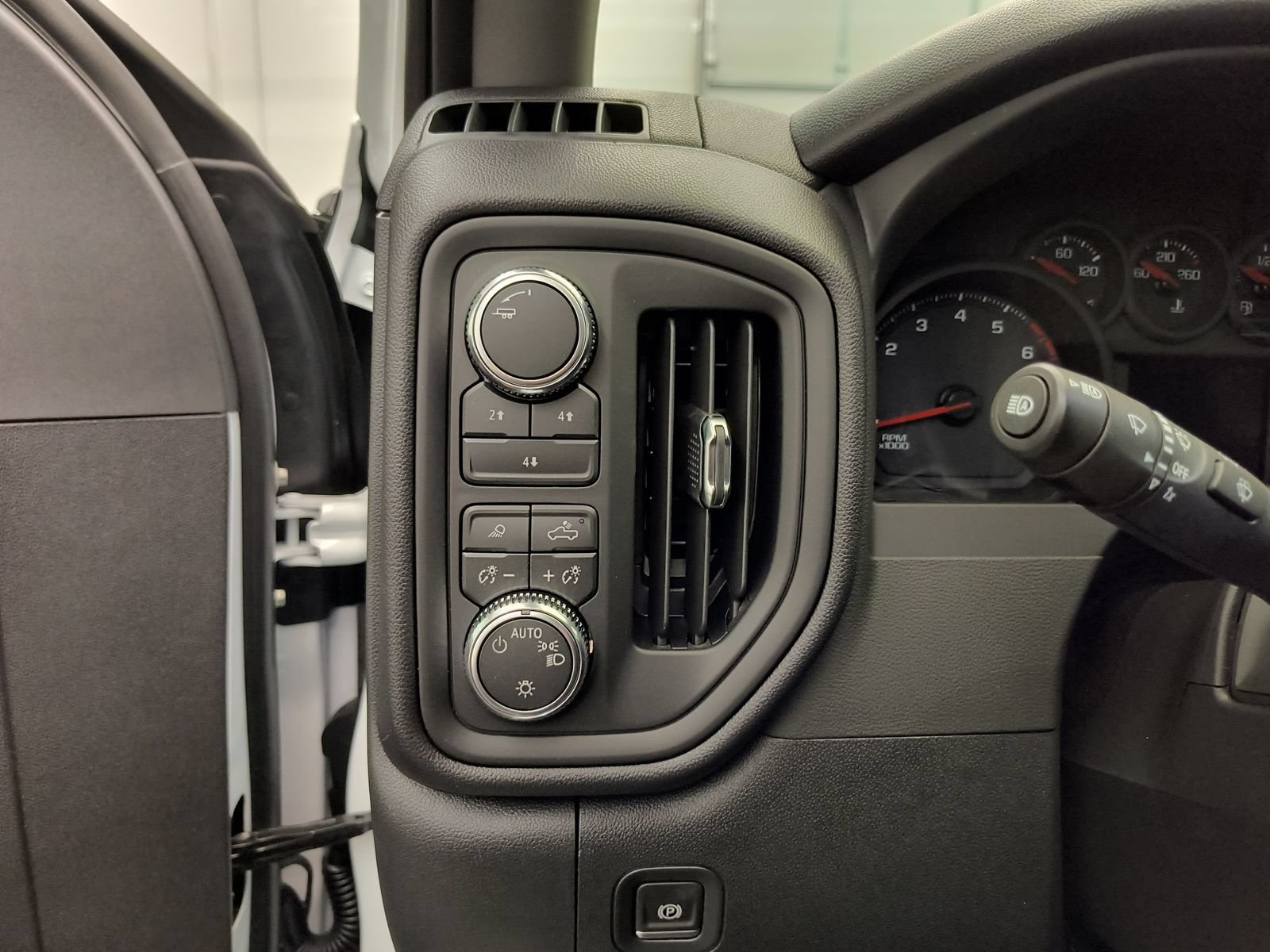 New 2026 GMC Sierra 3500 Pro w/ Convenience Package AWD/4WD image 14