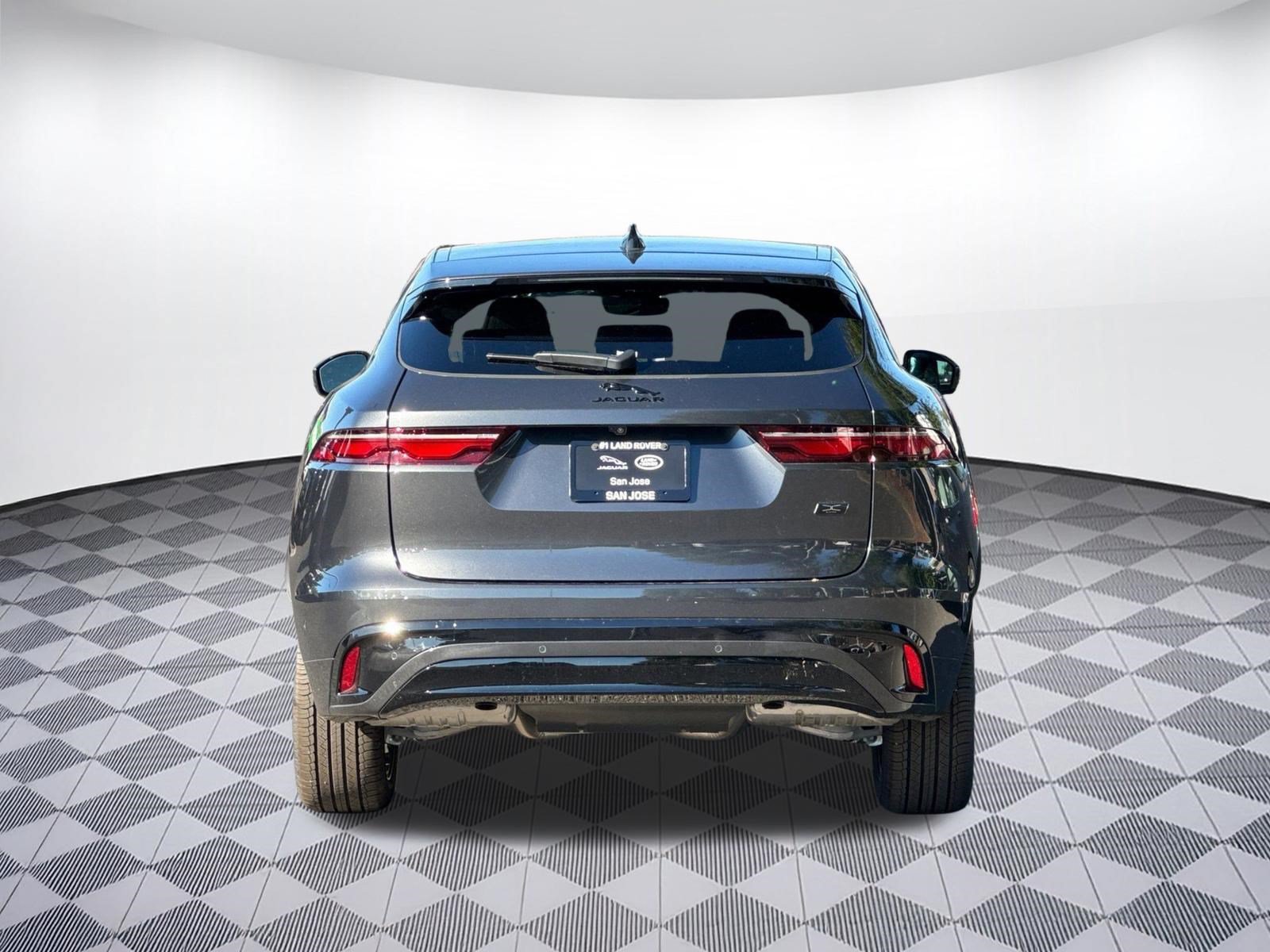 New 2026 Jaguar F-PACE R-Dynamic S AWD/4WD image 8
