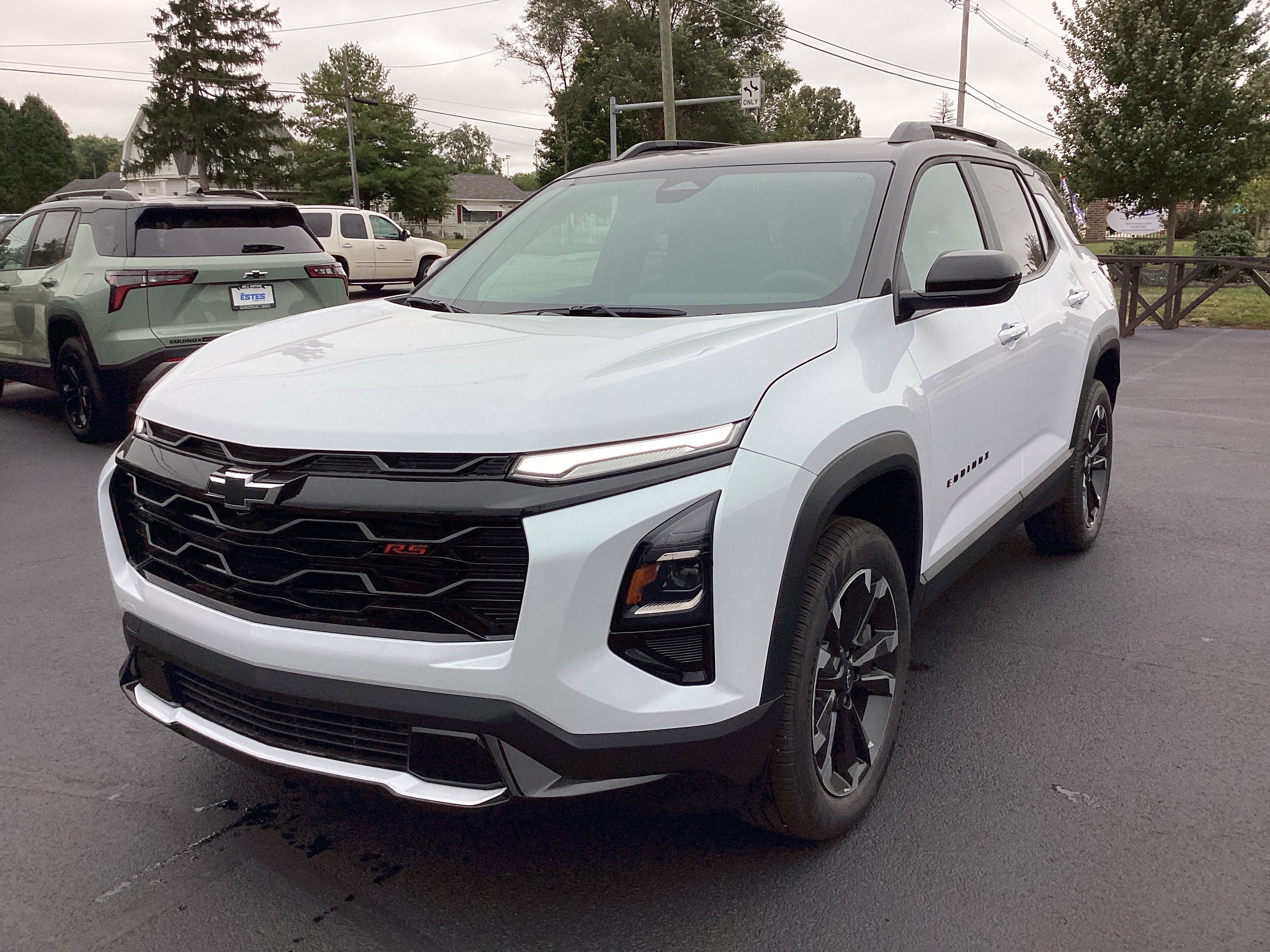 New 2026 Chevrolet Equinox RS video 1
