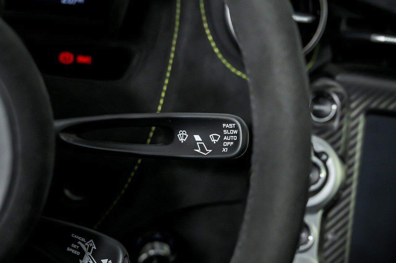 Used 2021 McLaren 765LT RWD image 32