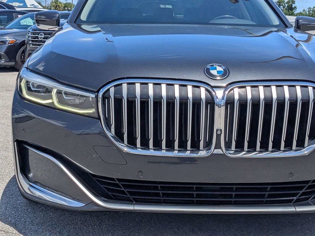 Used 2020 BMW 740i w/ Cold Weather Package RWD image 8