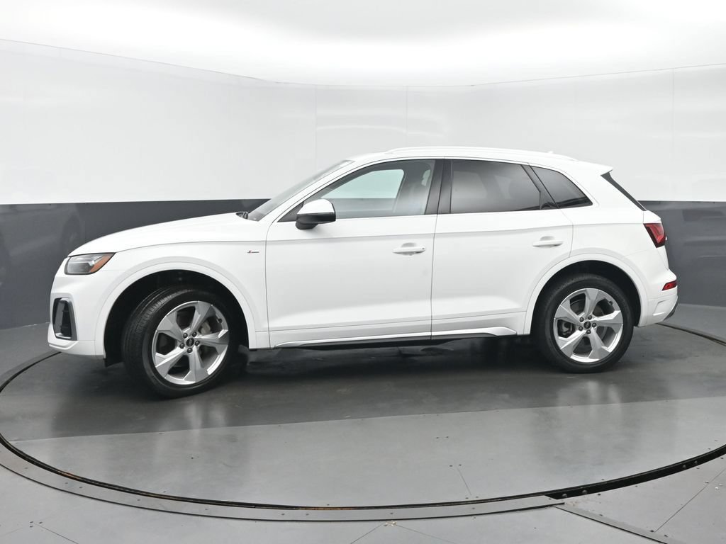 Used 2023 Audi Q5 2.0T Premium Plus w/ Premium Plus Package AWD/4WD image 6