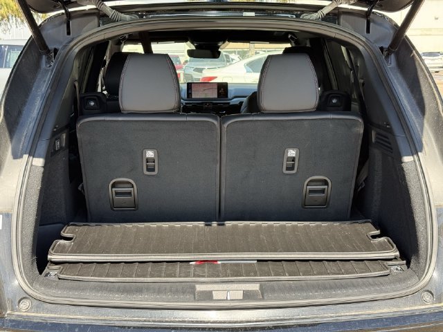 Used 2025 Acura MDX A-Spec AWD/4WD image 32