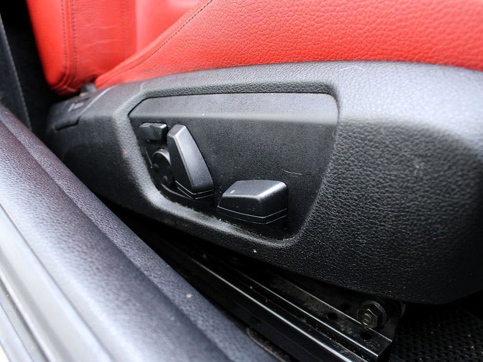 Used 2015 BMW M235i Coupe image 16