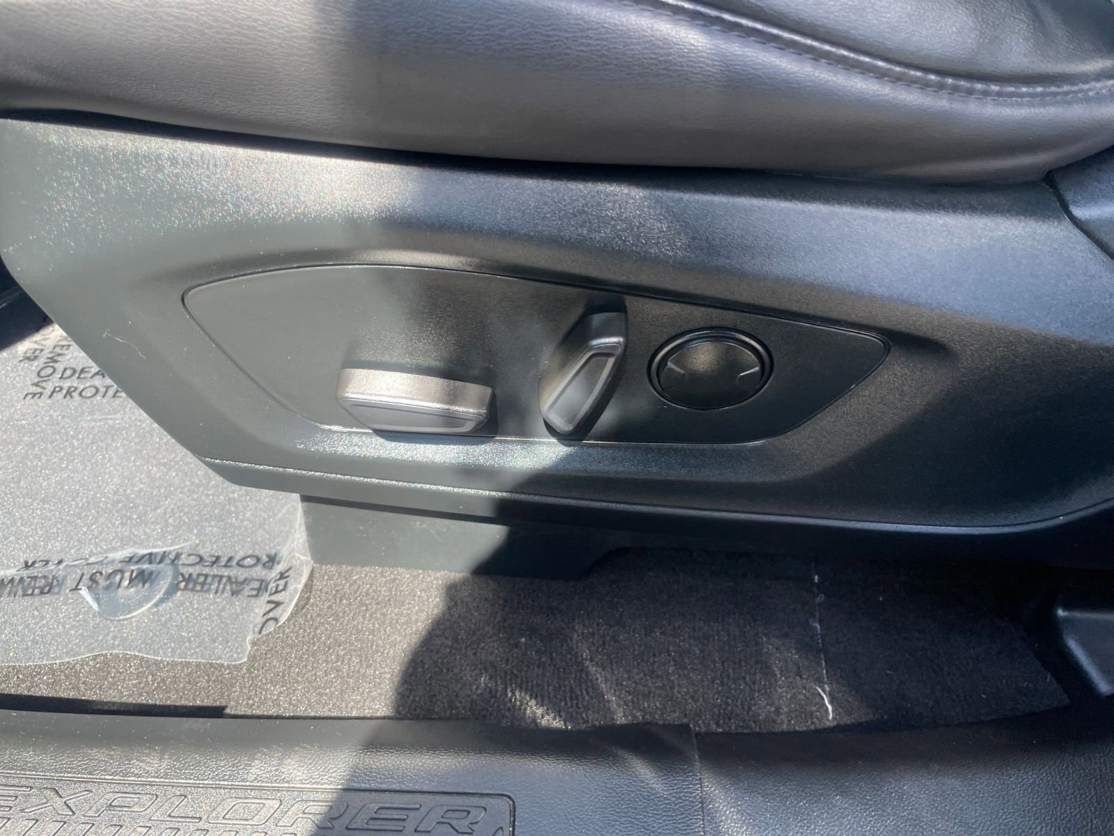 Used 2024 Ford Explorer XLT w/ Equipment Group 202A image 22