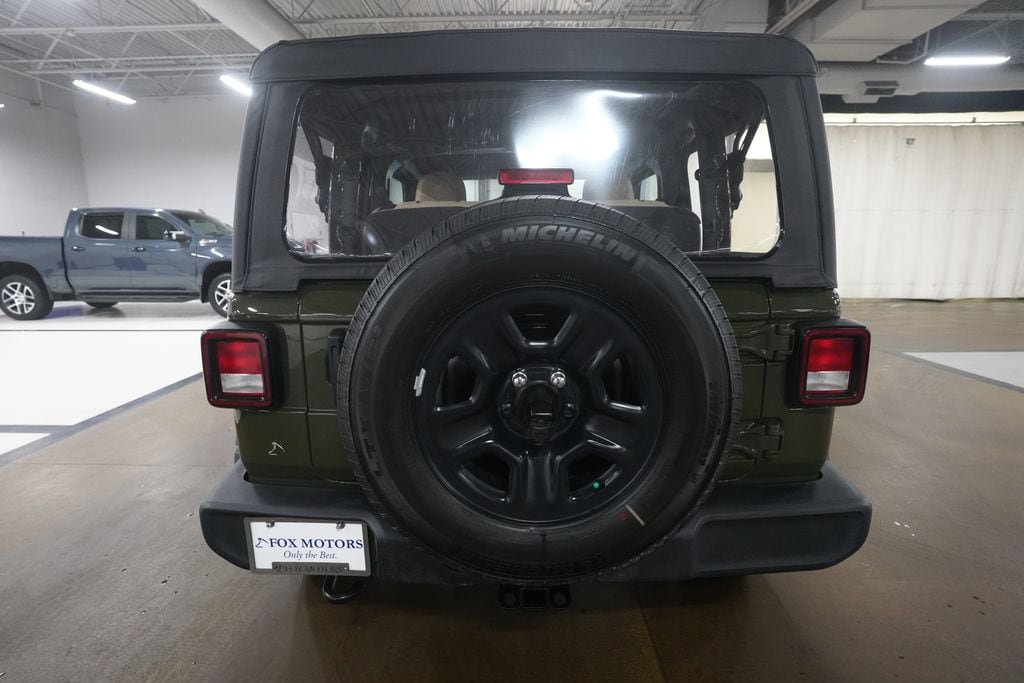 Used 2021 Jeep Wrangler Sport AWD/4WD image 24