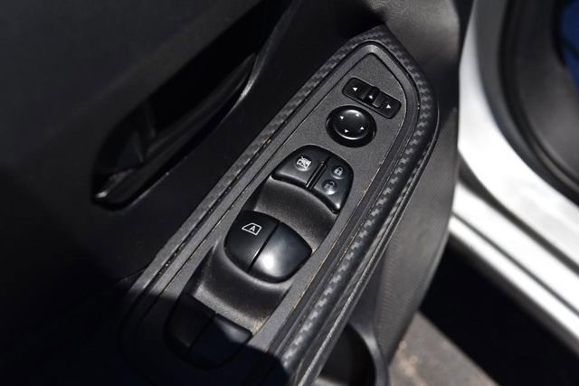 Used 2021 Nissan Versa S FWD image 8
