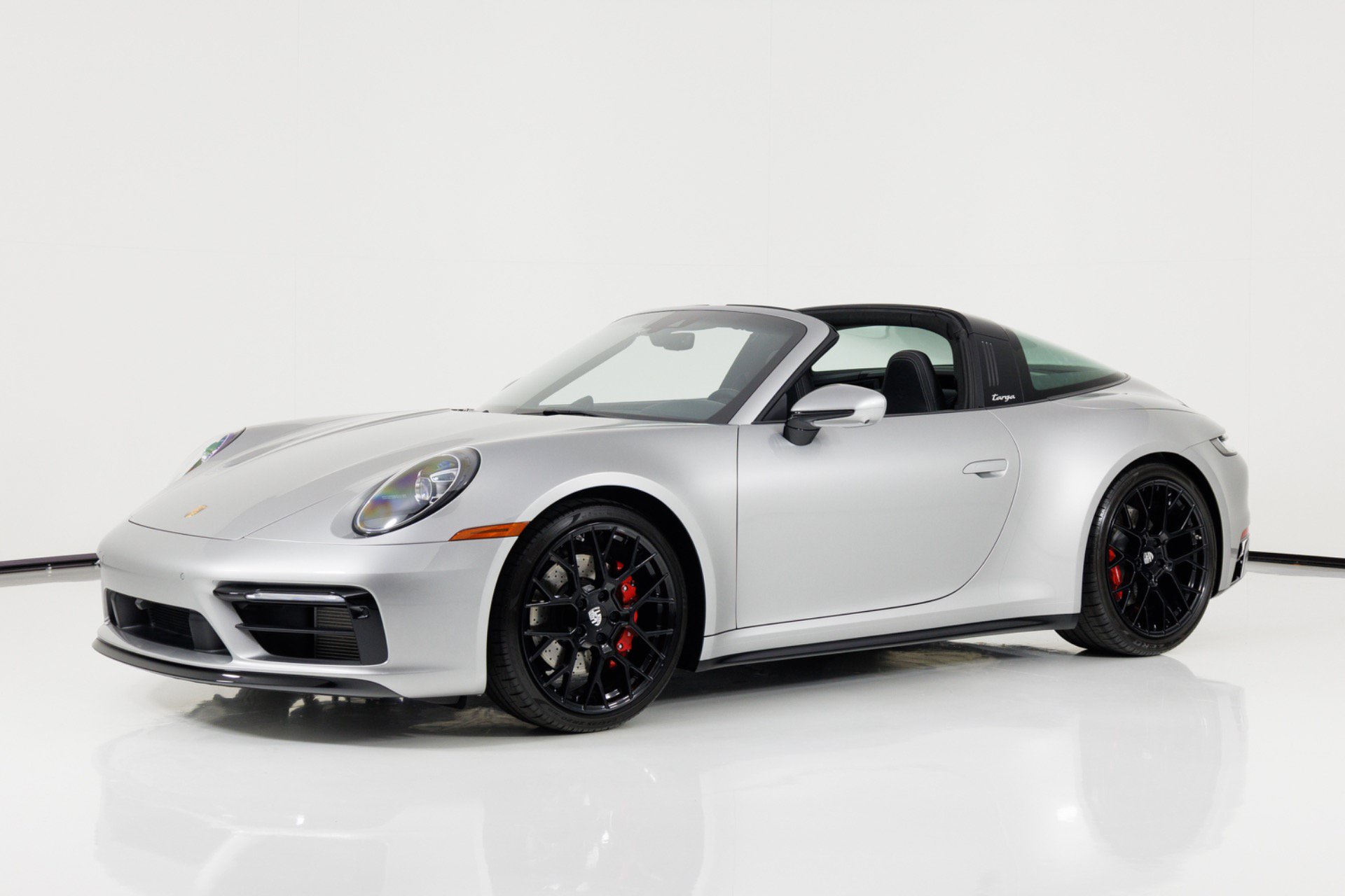 Used 2022 Porsche 911 Targa 4S AWD/4WD image 8