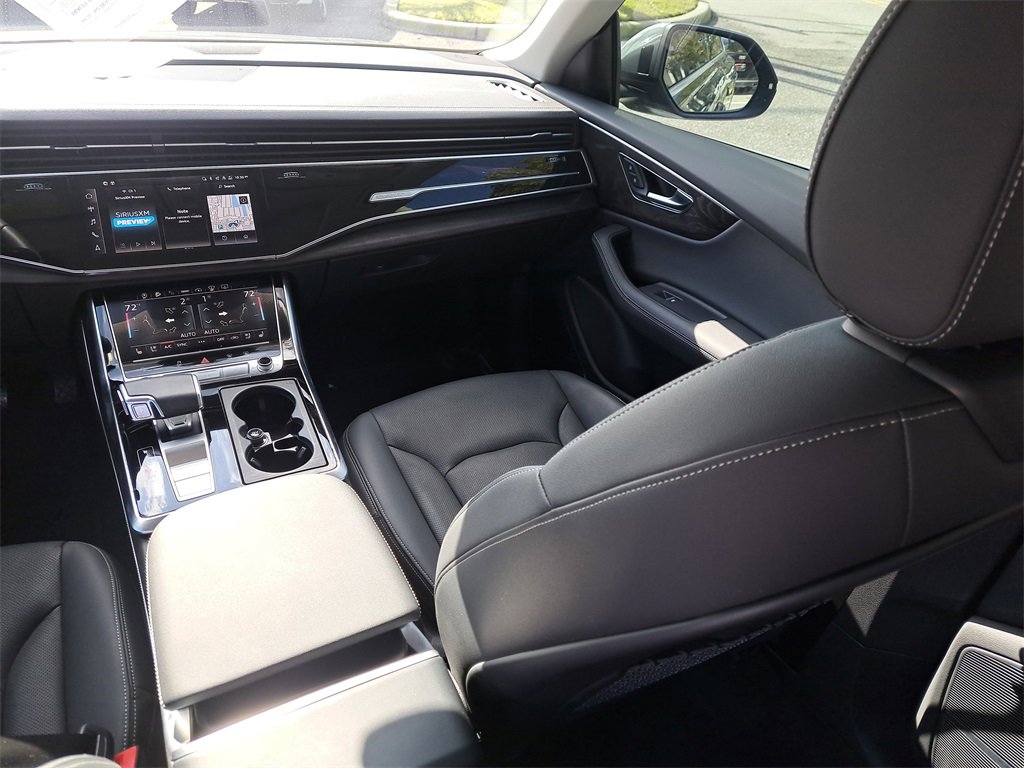 Certified 2023 Audi Q8 Prestige image 25