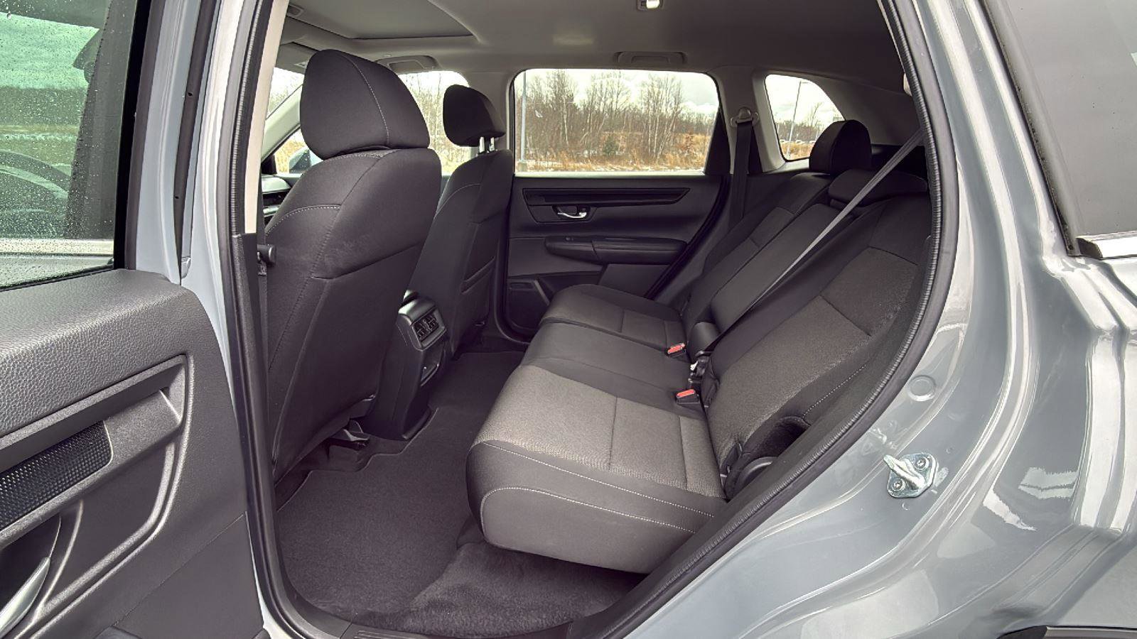 Used 2025 Honda CR-V EX image 22