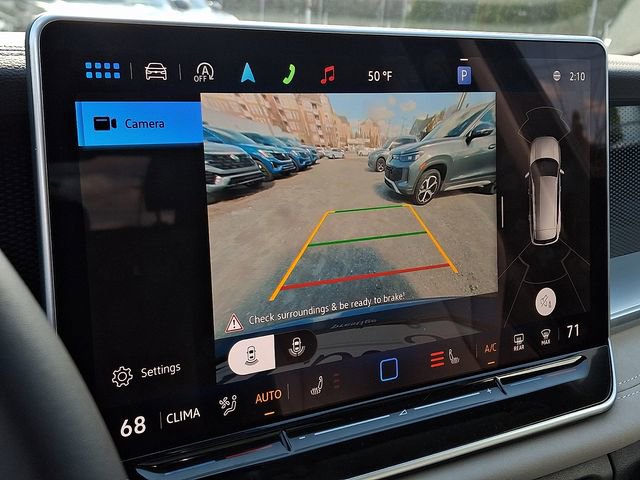Used 2025 Volkswagen Tiguan SE w/ Panoramic Sunroof Package image 18
