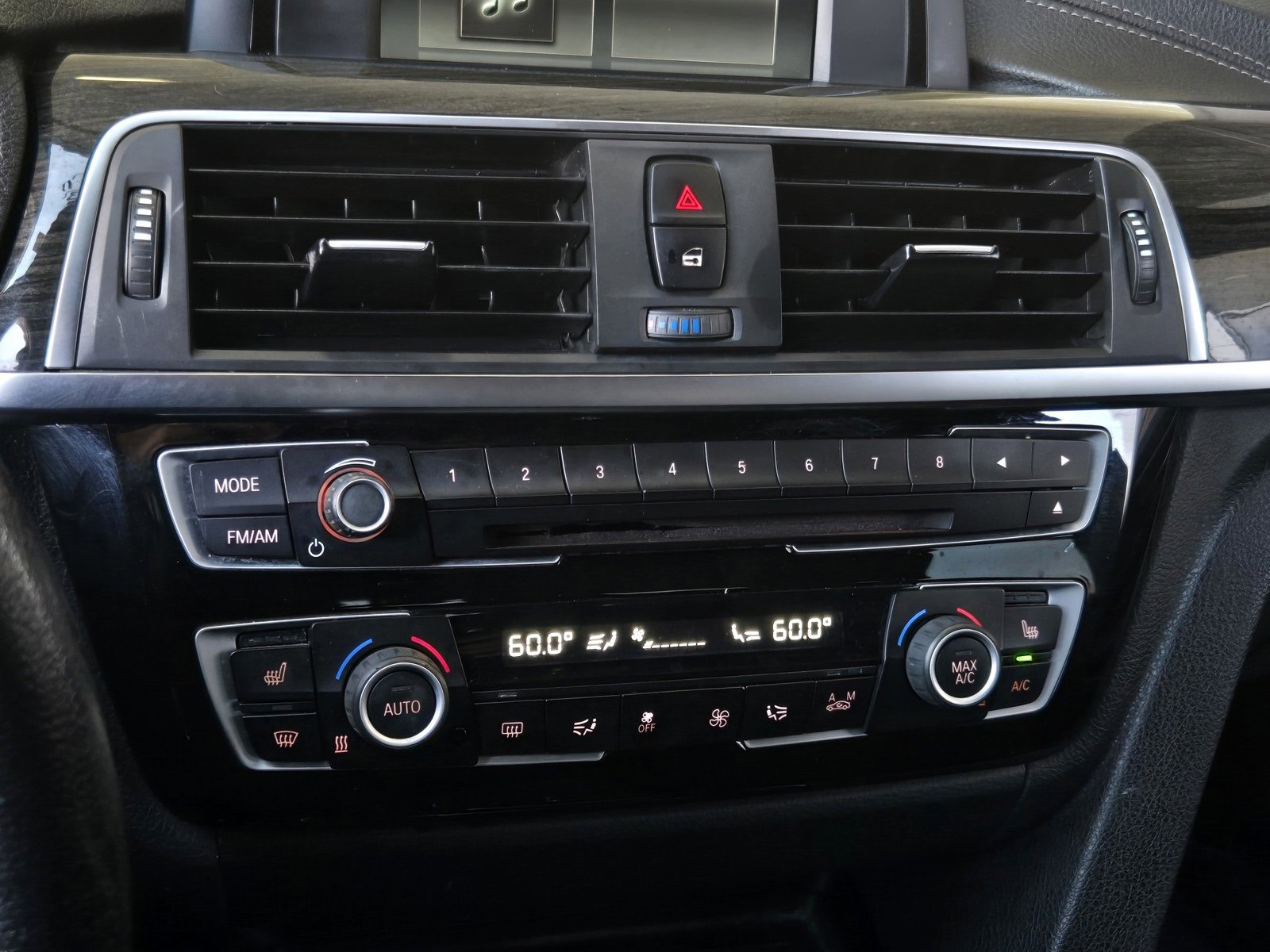 Used 2018 BMW 330i Sedan image 15