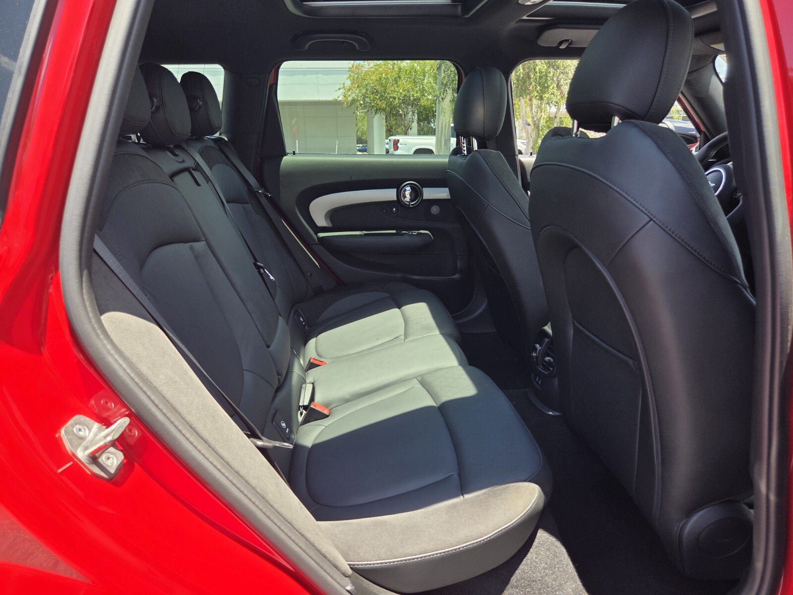 Certified 2024 MINI Cooper Clubman S FWD image 16