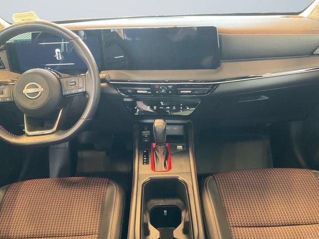 Used 2025 Nissan Kicks SR w/ SR Premium Package AWD/4WD image 11