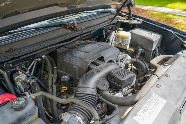 Used 2009 Cadillac Escalade AWD image 17