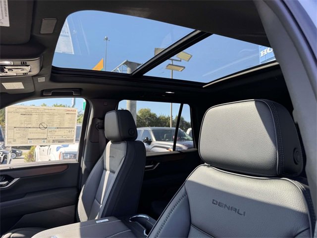 New 2026 GMC Yukon Denali image 7
