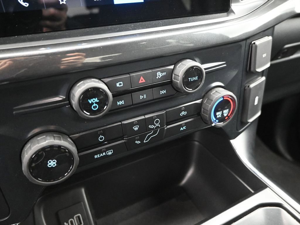 Used 2025 Ford F150 STX w/ Equipment Group 200A Standard image 15