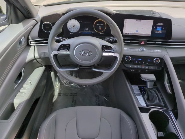 Certified 2023 Hyundai Elantra SEL w/ Convenience Package FWD image 15
