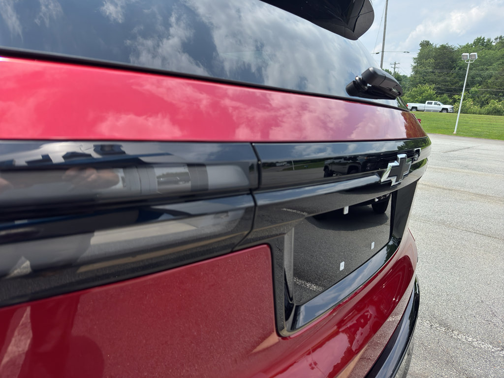 New 2025 Chevrolet Traverse RS image 13