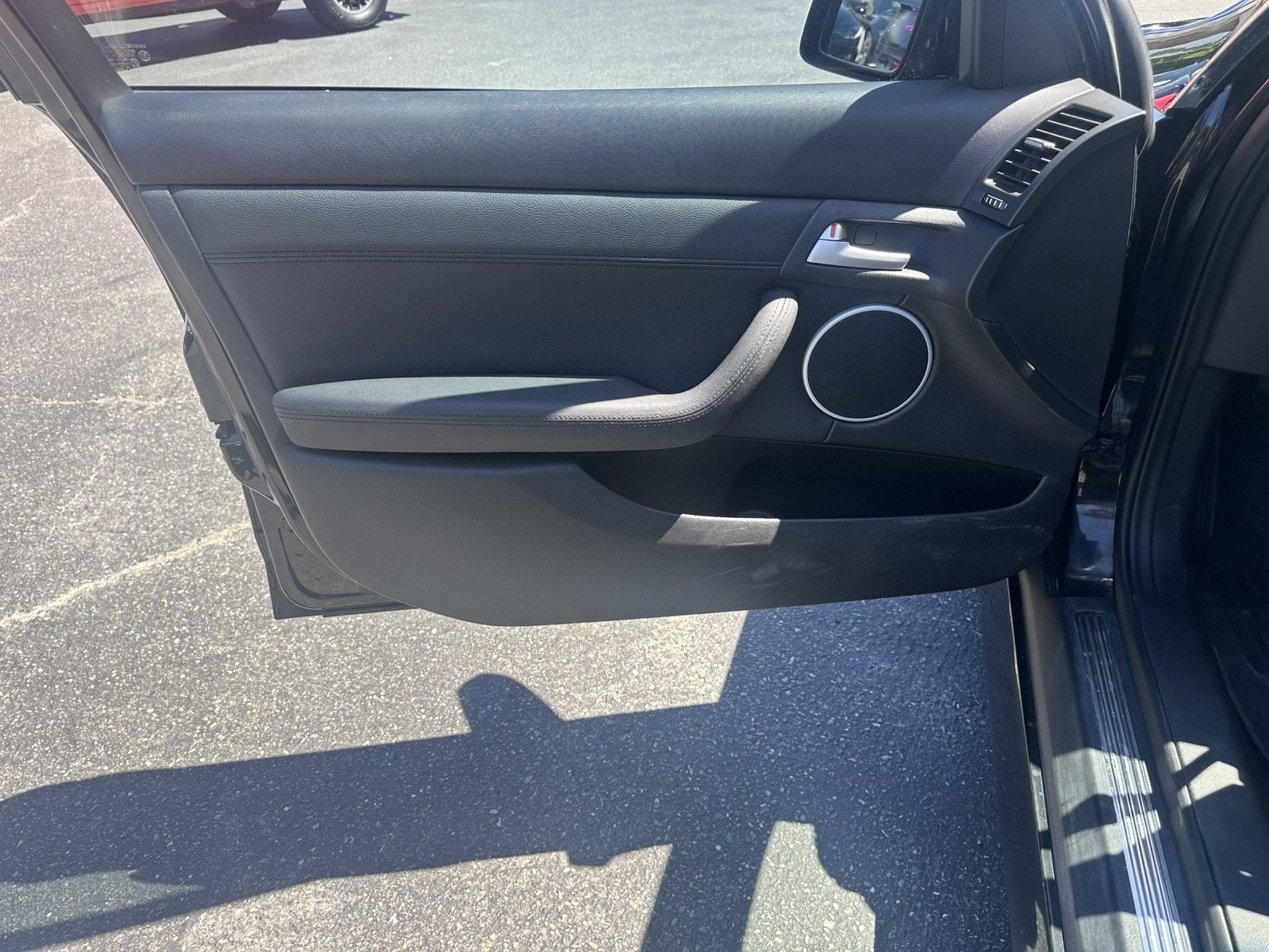 Used 2009 Pontiac G8 GXP RWD image 26