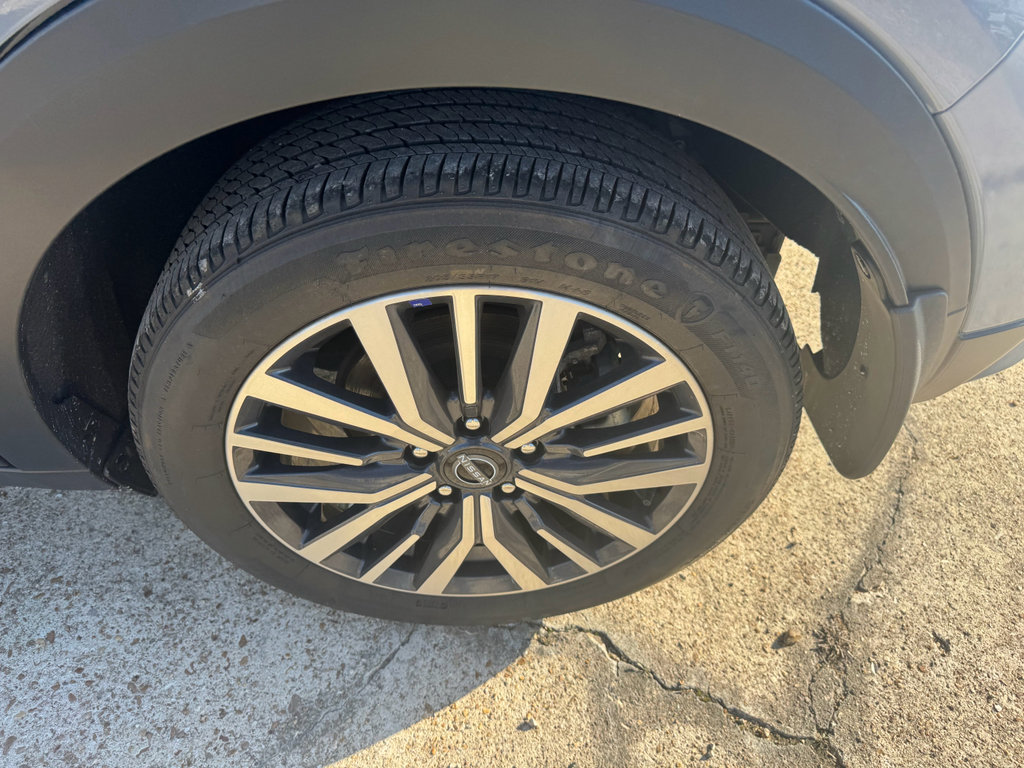 Used 2024 Nissan Kicks SV image 10