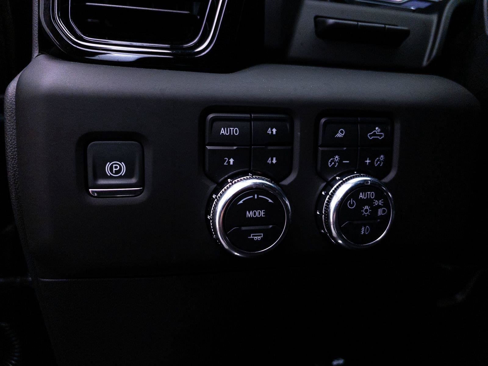 Used 2025 GMC Sierra 2500 AT4 w/ AT4 Premium Plus Package AWD/4WD image 10
