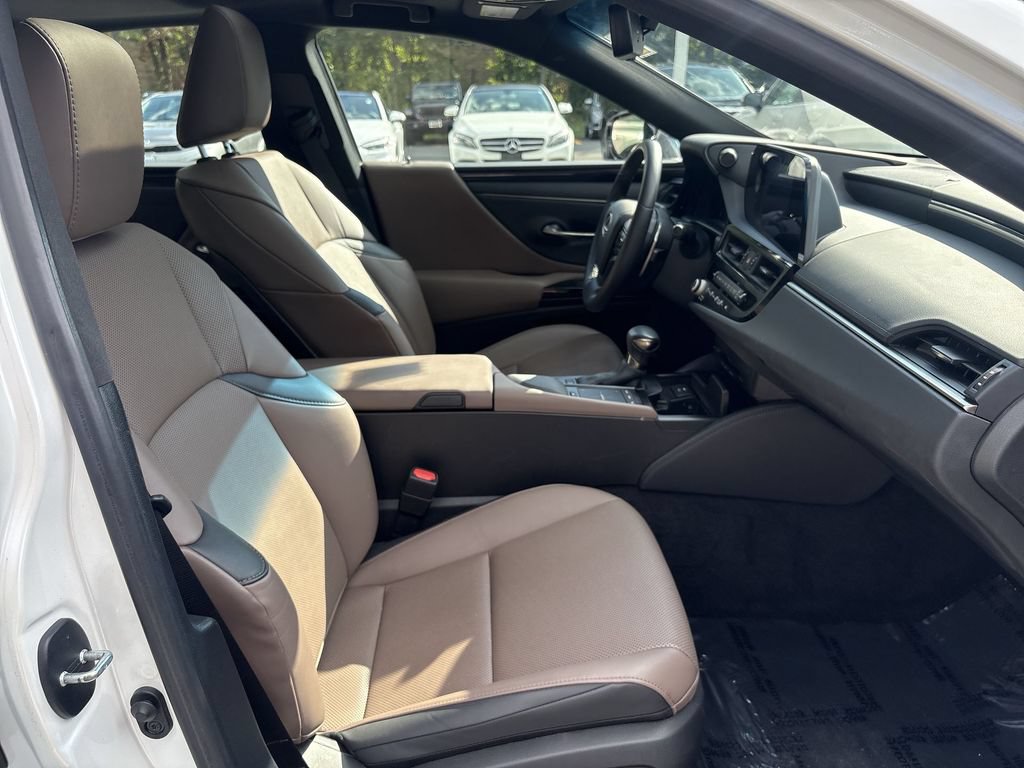 Used 2022 Lexus ES 350 w/ Accessory Package 2 FWD image 26
