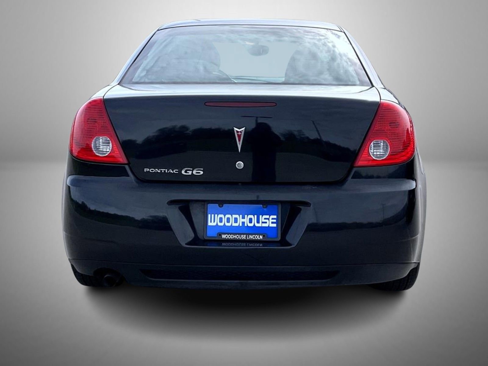Used 2010 Pontiac G6 Sedan FWD image 6