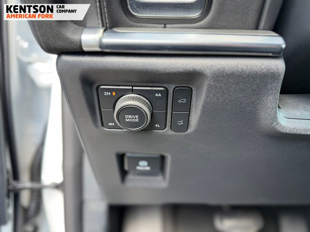 Used 2025 Ford Expedition Max Platinum image 20