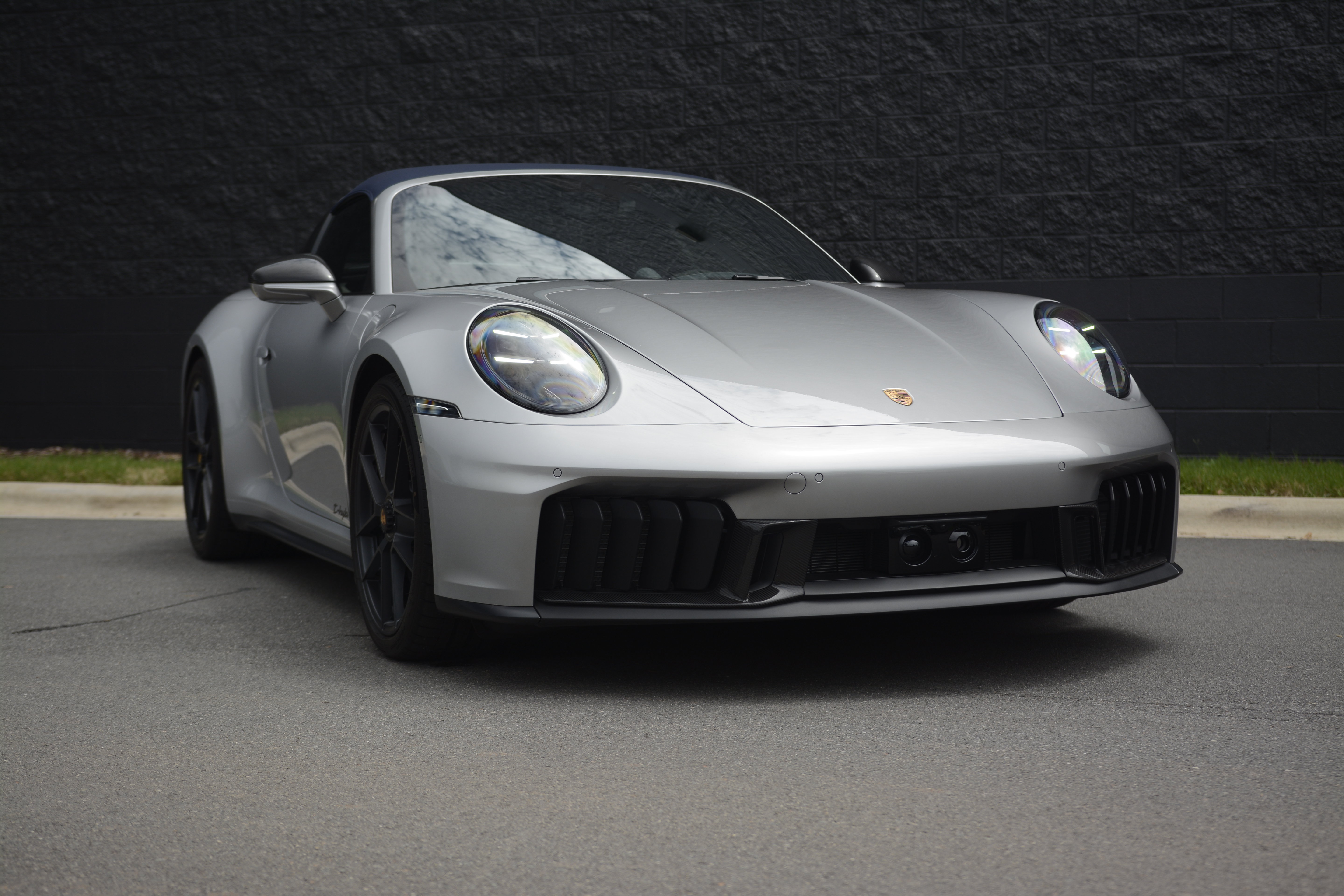 Used 2026 Porsche 911 Targa 4 GTS AWD/4WD image 9