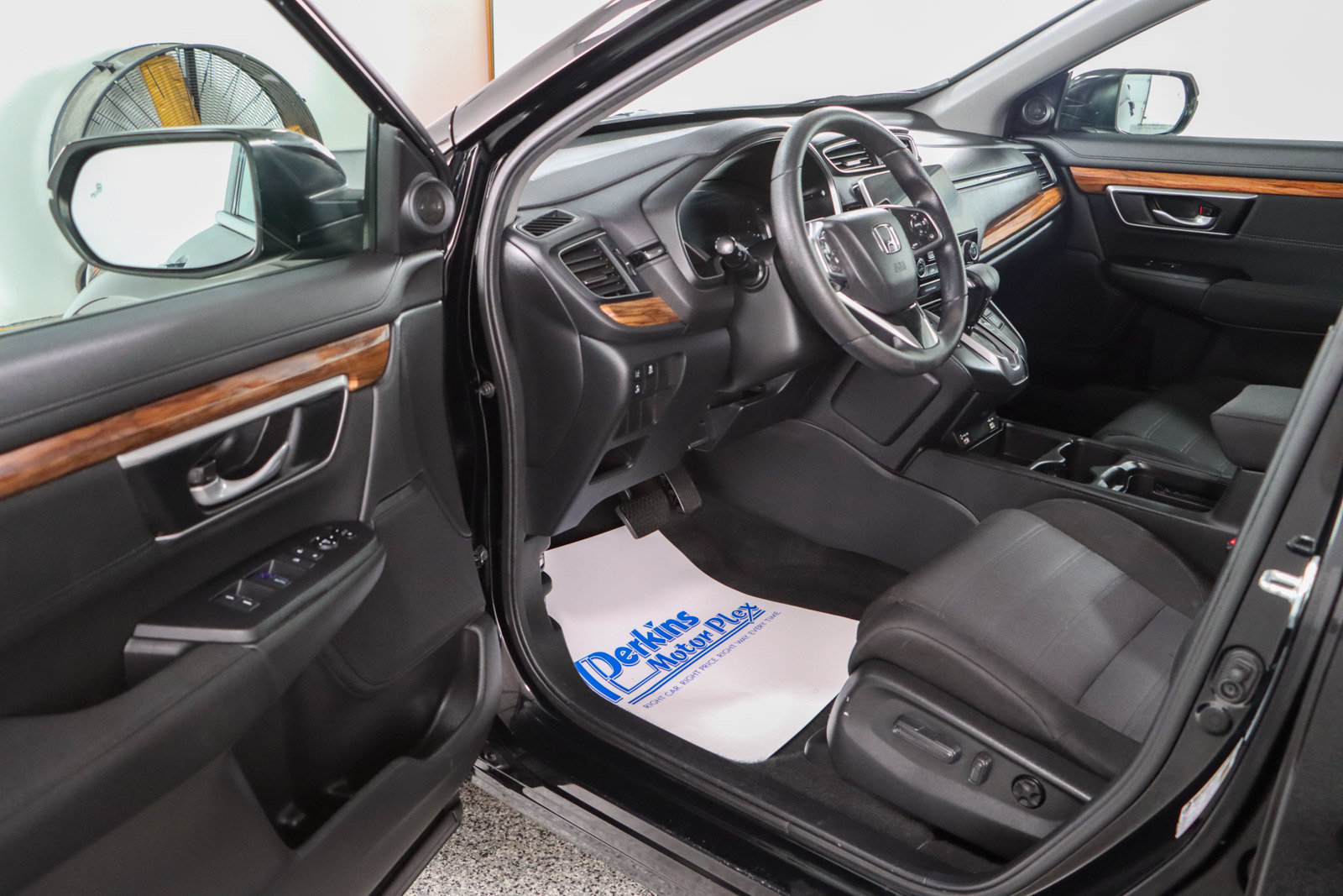Used 2021 Honda CR-V EX image 3