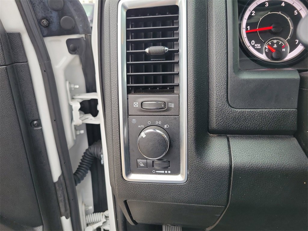 Used 2024 RAM 1500 Classic Warlock image 14