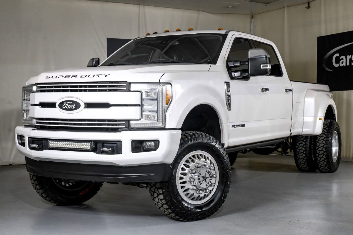 Used 2017 Ford F350 Lariat w/ Lariat Ultimate Package image 4