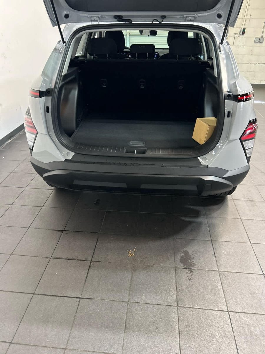 New 2027 Hyundai Kona SE AWD/4WD image 10