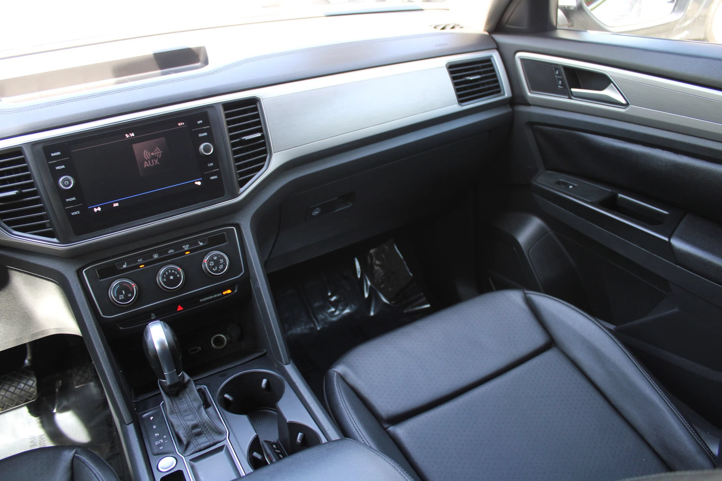 Used 2018 Volkswagen Atlas SE FWD image 16