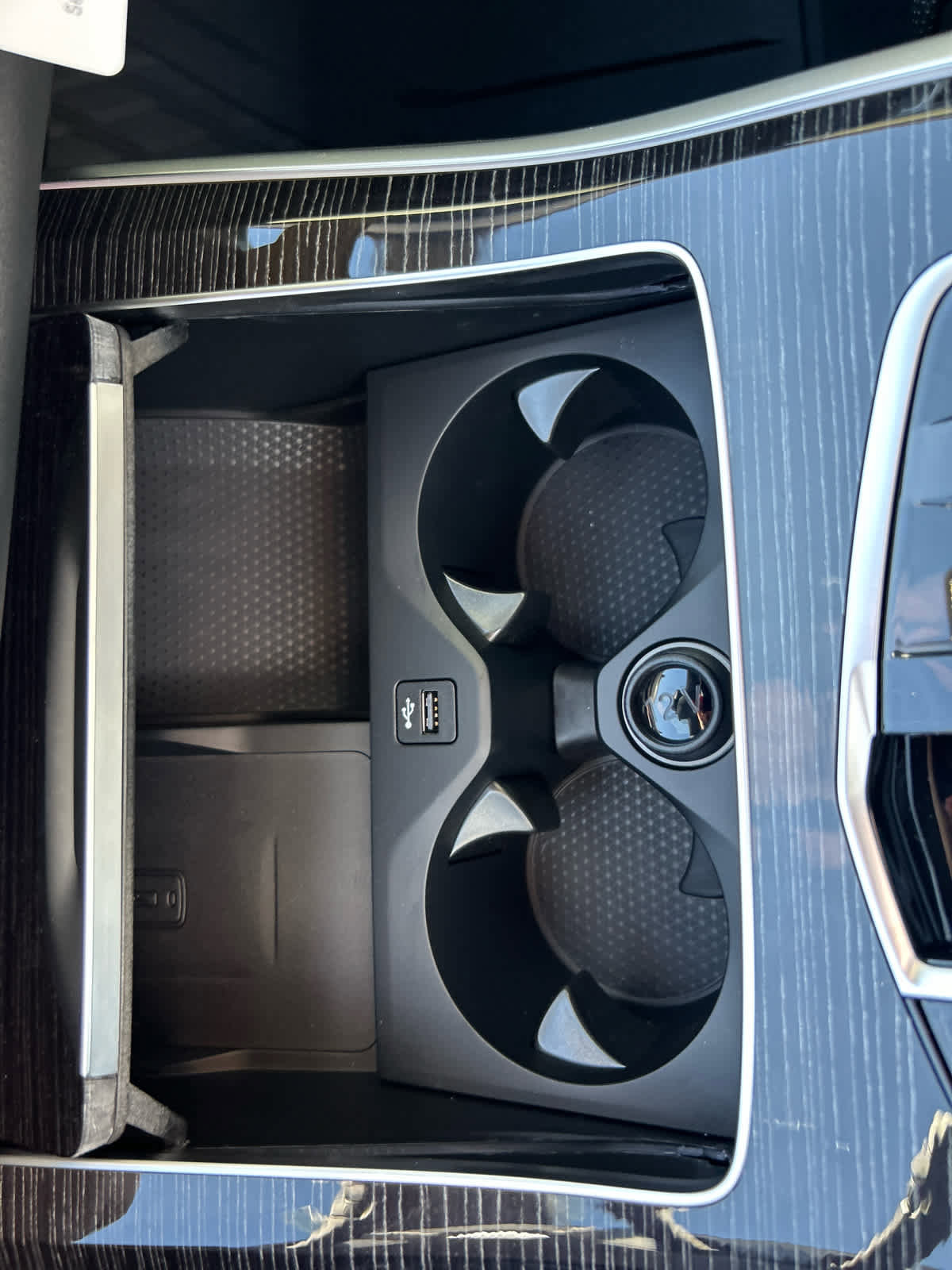 Used 2026 BMW X5 xDrive50e w/ M Sport Package image 37