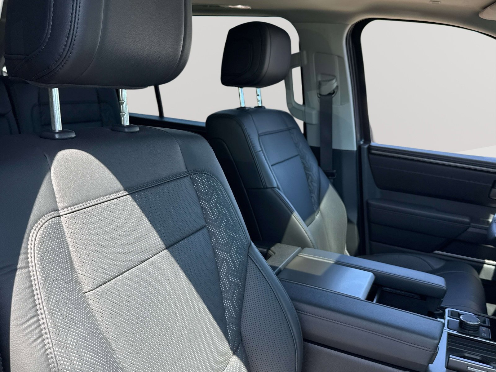 Used 2024 Toyota Sequoia SR5 w/ SR5 Premium Package AWD/4WD image 22