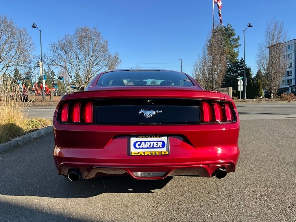 Used 2015 Ford Mustang Coupe image 6