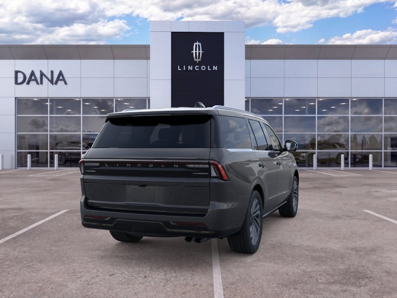 New 2026 Lincoln Navigator Reserve AWD/4WD image 8