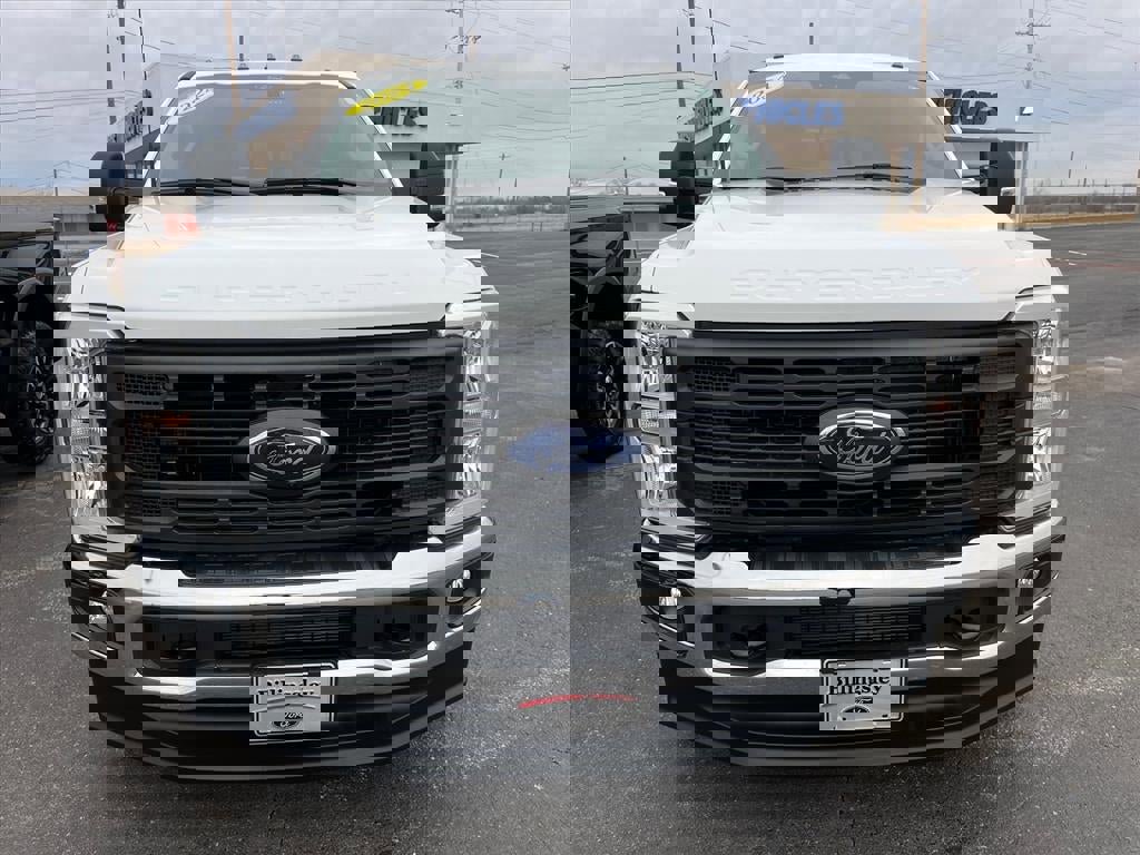 Used 2024 Ford F350 XL w/ 360-Degree Camera Package image 3